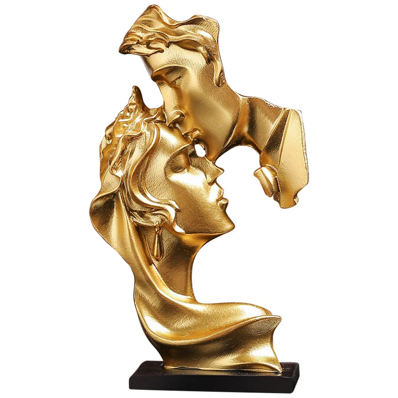 Love Embrace: Estatueta de Amantes em Resina